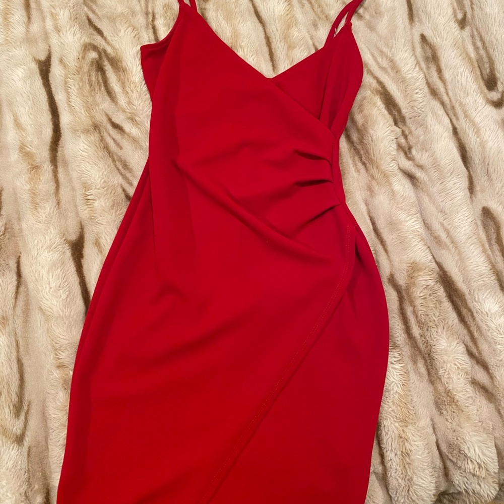 Red cocktail dress asymmetrical Valentine’s ❤️size s